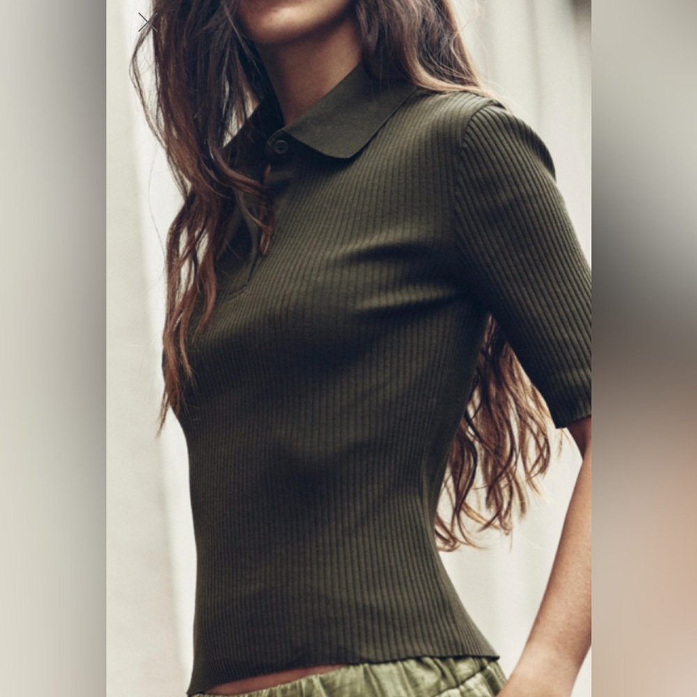 Ribbed Quarter Sleeve Collard Shirt